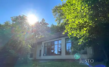 Prodej domu 250 m² s pozemkem 1 168 m², Nad konečnou, Praha 5 - Hlubočepy