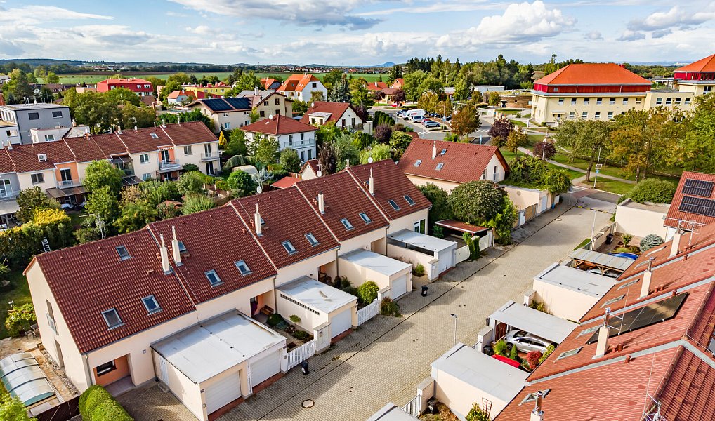 Prodej domu 103 m² s pozemkem 245 m², Líbeznice – náhled fotky 37