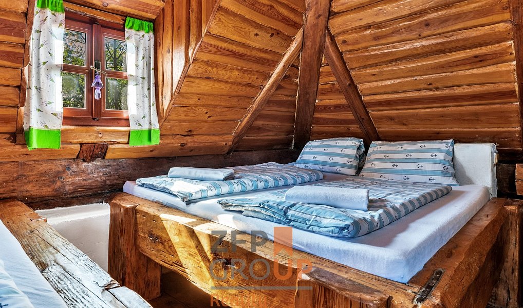 Prodej ubytovacího objektu 143 m², Český Krumlov – náhled fotky 4