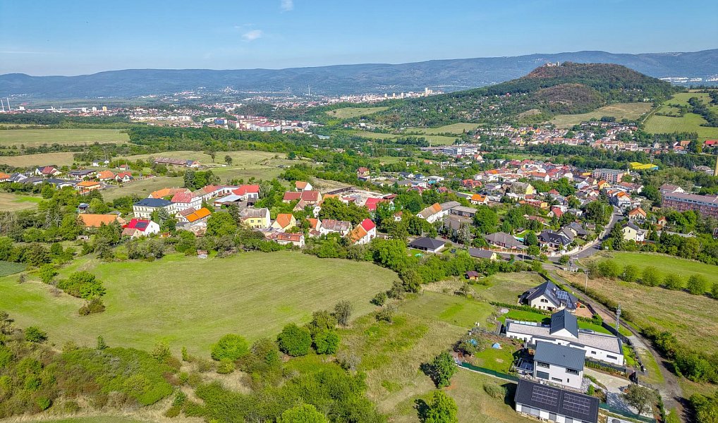Prodej stavebního pozemku 3 240 m², Bystřany – náhled fotky 29