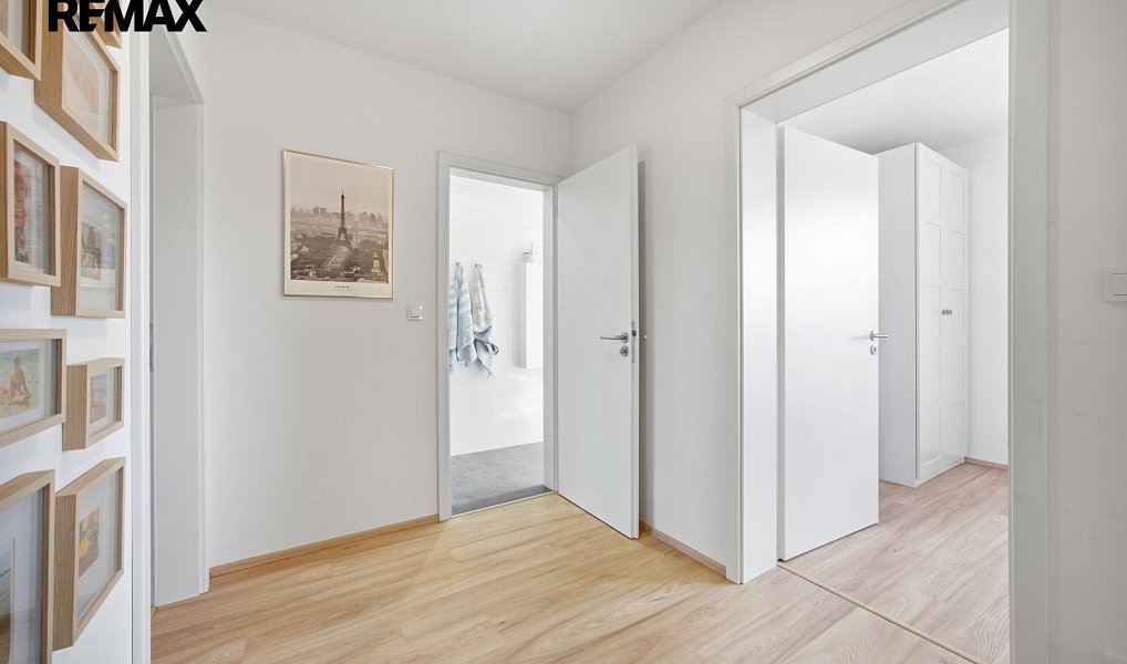 Prodej domu 156 m² s pozemkem 297 m², Husinec – náhled fotky 13