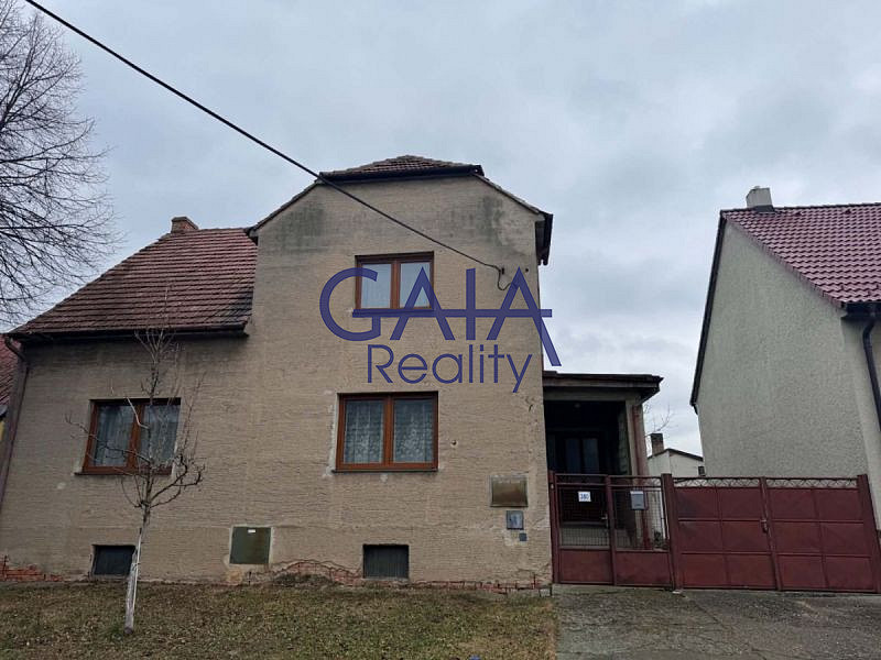 Prodej domu 220 m² s pozemkem 785 m²