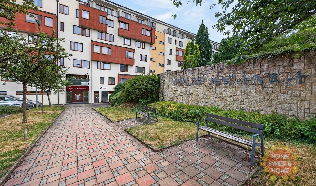 Pronájem bytu 2+kk 50 m², Praha – náhled fotky 22