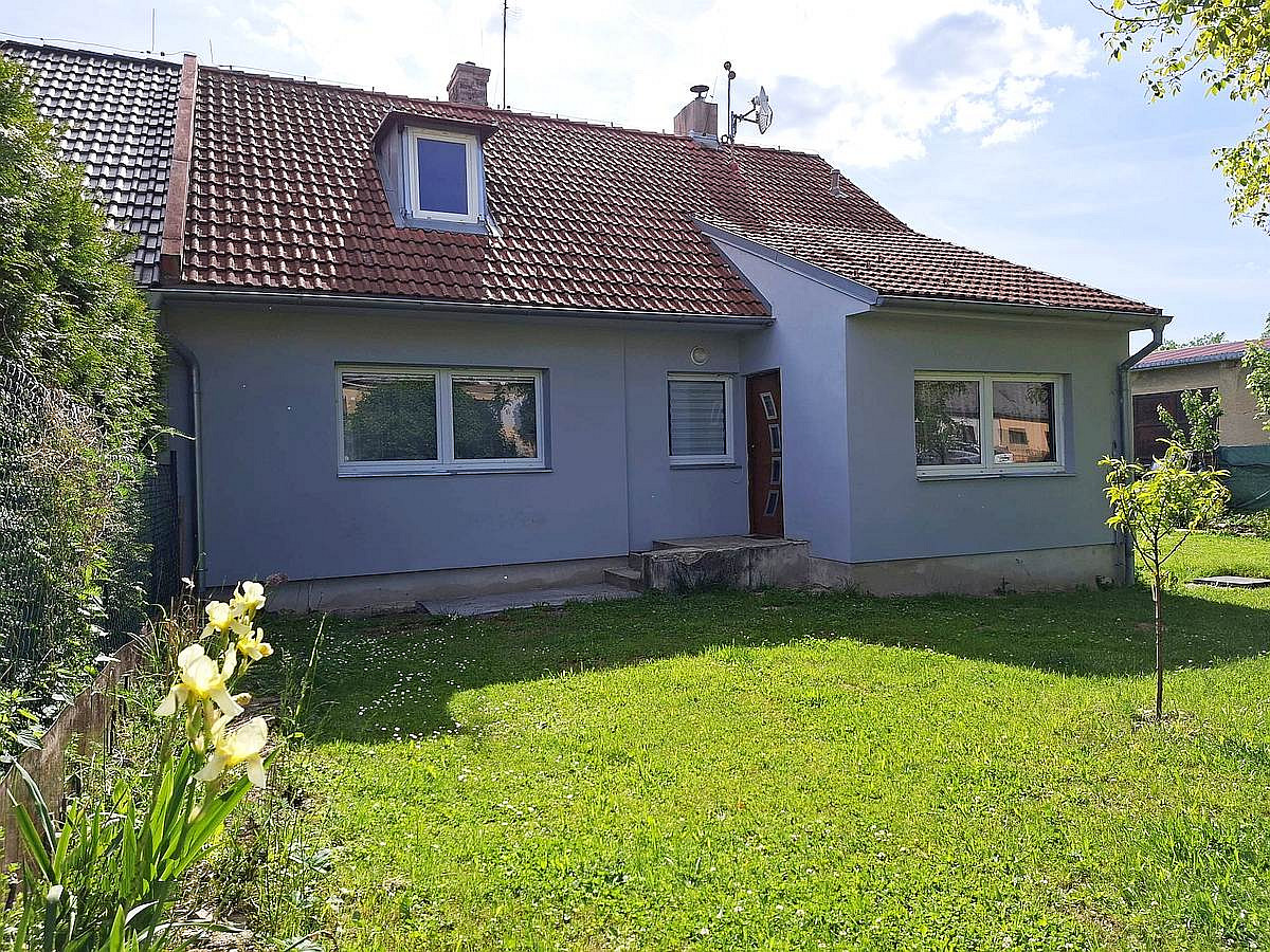 Prodej domu 122 m² s pozemkem 998 m² — photo 2
