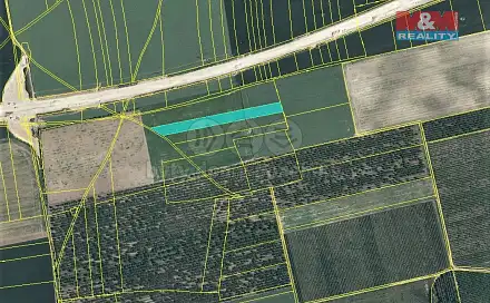 Prodej pole 3 189 m², Slaný, okres Kladno