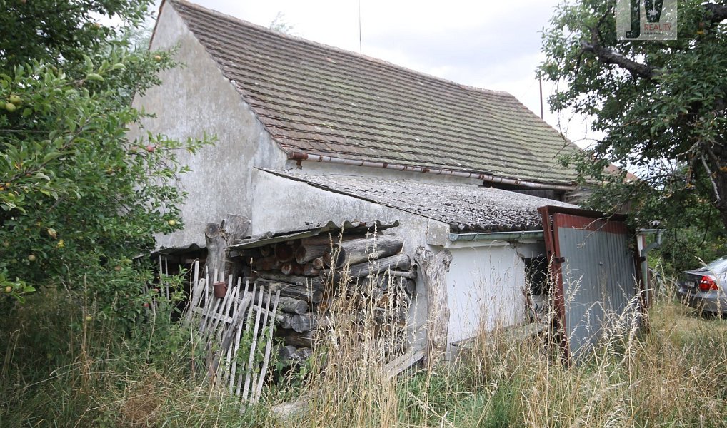 Prodej stodoly 160 m2 a garáže 18 m2, okr. Klatovy, Biřkov – náhled fotky 2