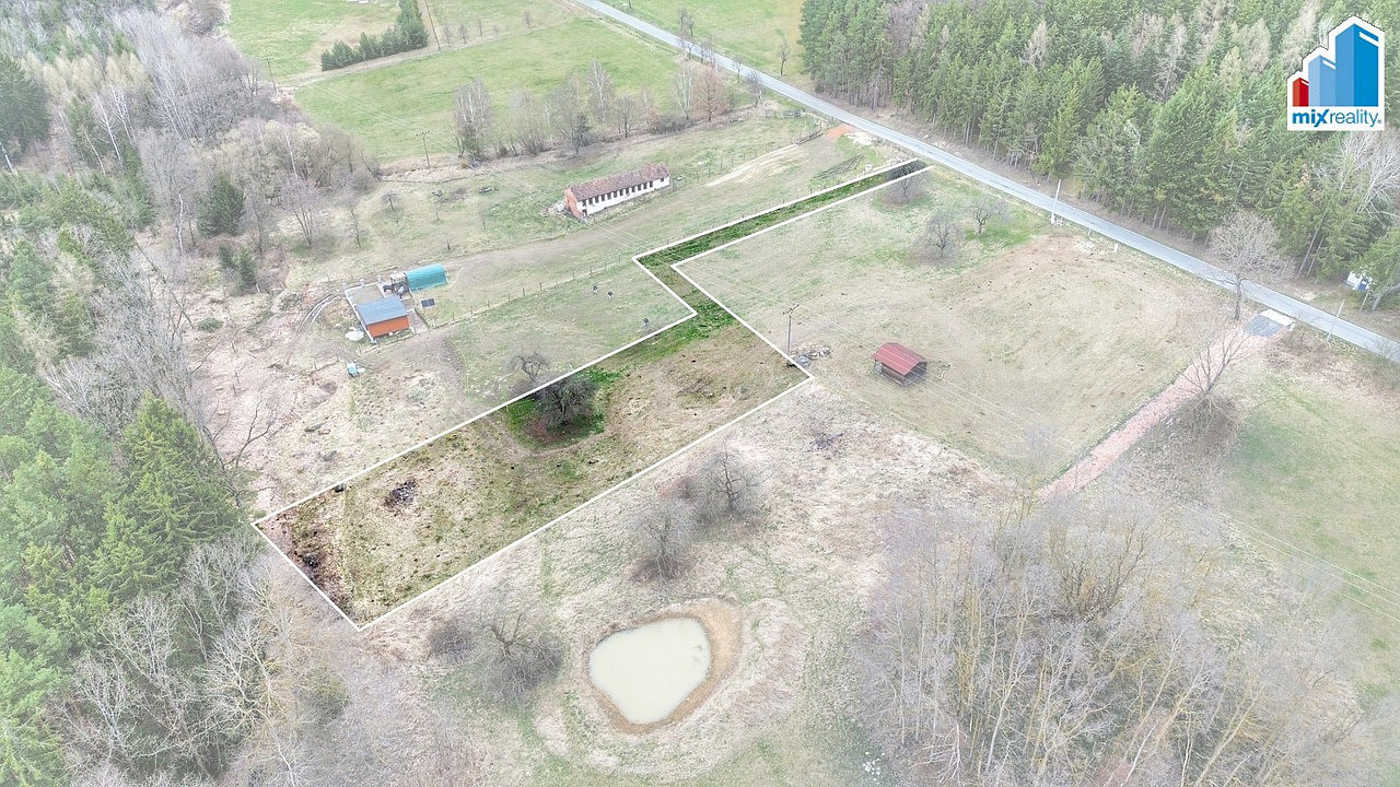 Prodej stavebního pozemku 1 962 m²