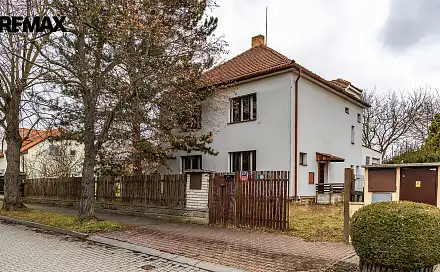 Prodej domu 235 m² s pozemkem 1 359 m², Na Korunce, Praha 9 - Běchovice
