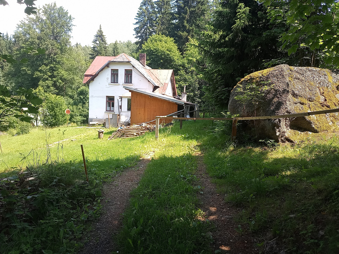 Prodej domu 200 m² s pozemkem 1 072 m²