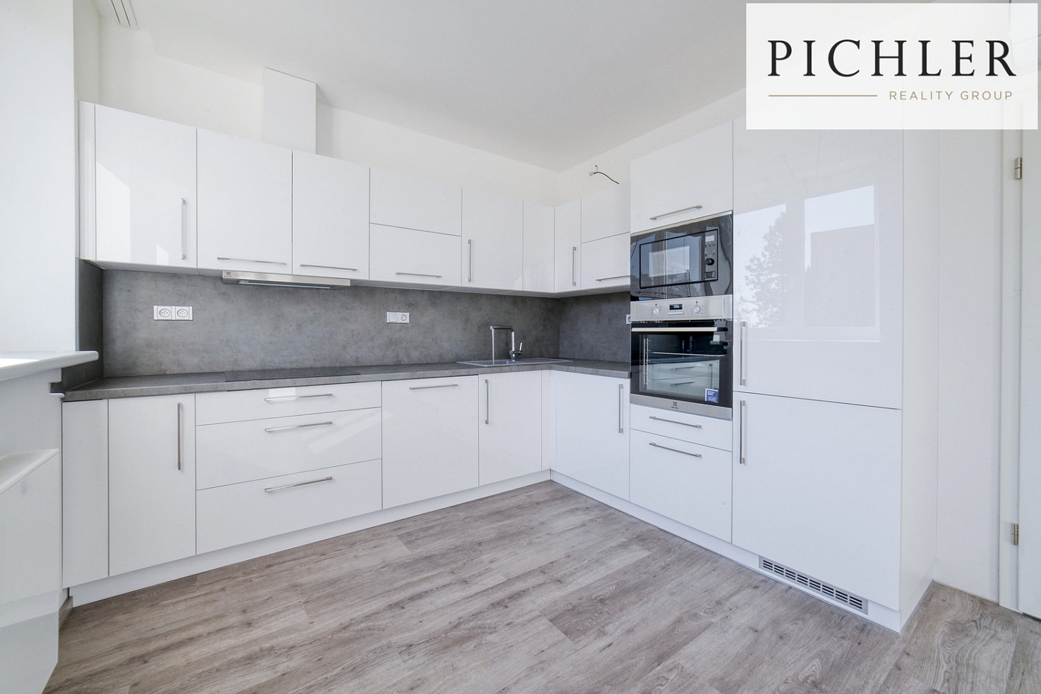 Pronájem bytu 2+kk 43 m² - Widok 5