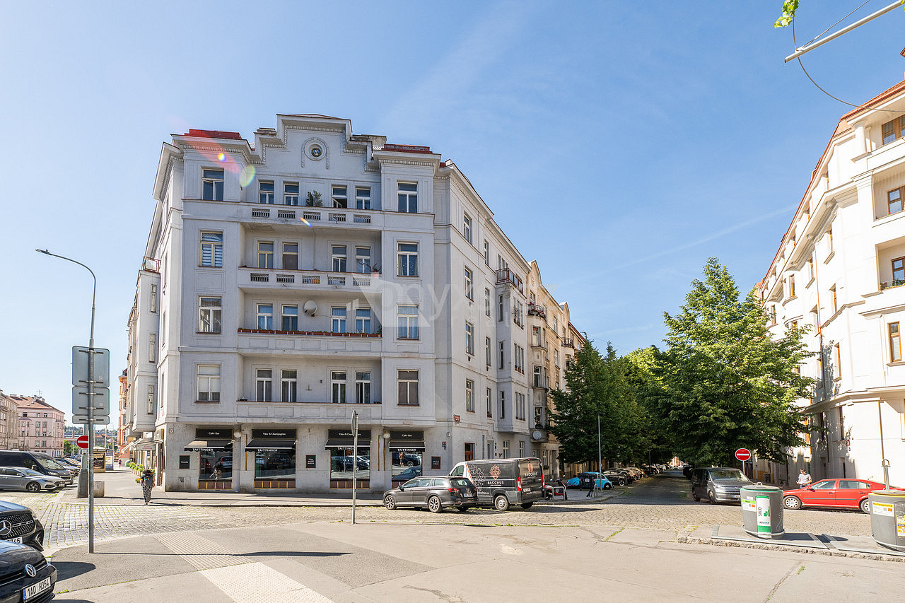 Pronájem bytu 3+1 112 m² – fotografie 3