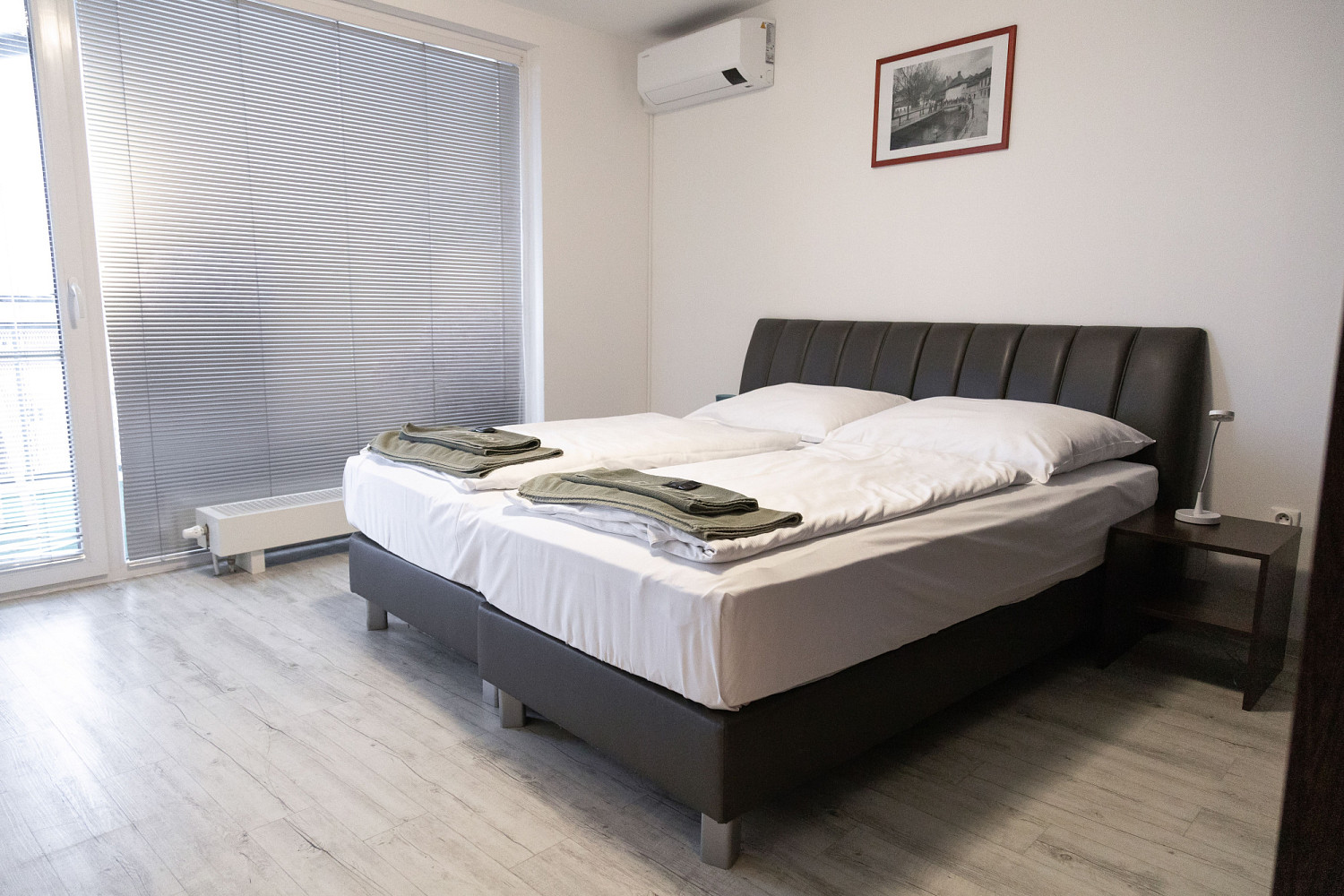 Pronájem bytu 2+kk 100 m² – fotografie 3