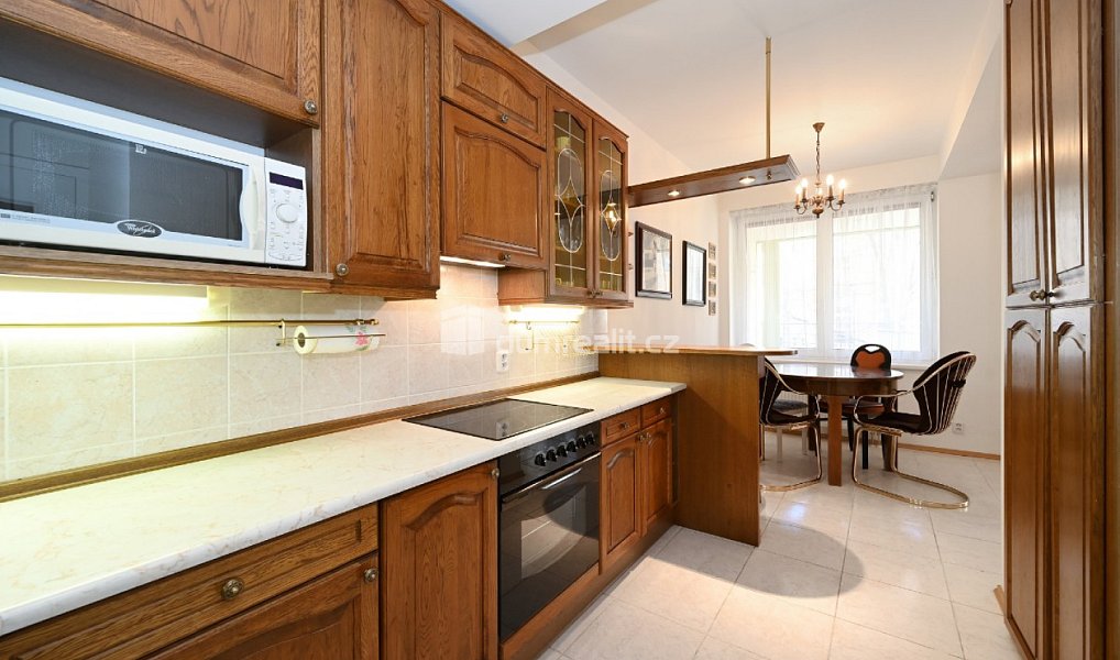 Prodej bytu 3+1 166 m², Praha – náhled fotky 13