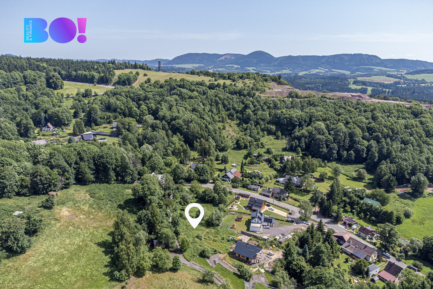 Prodej stavebního pozemku 1 927 m² – fotografie 4