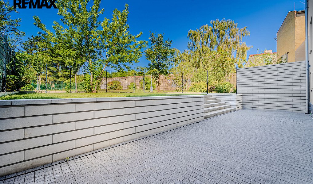 Prodej bytu 2+1 76 m², Slaný – náhled fotky 28