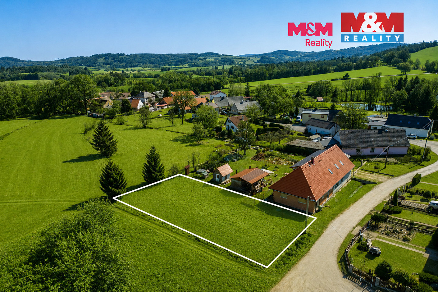 Prodej stavebního pozemku 764 m²