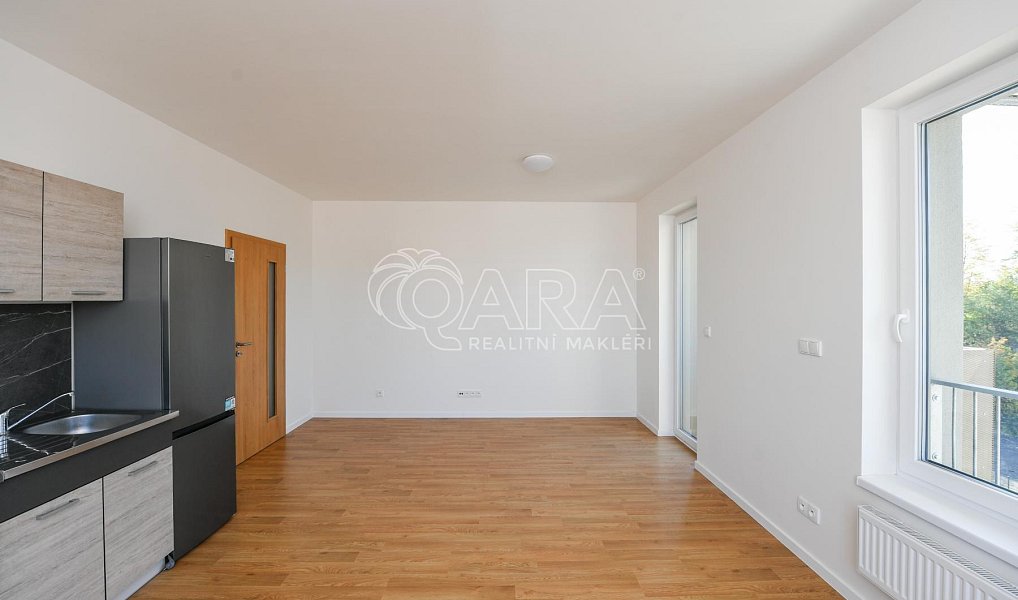Pronájem bytu 1+kk 32 m², Benešov – náhled fotky 6