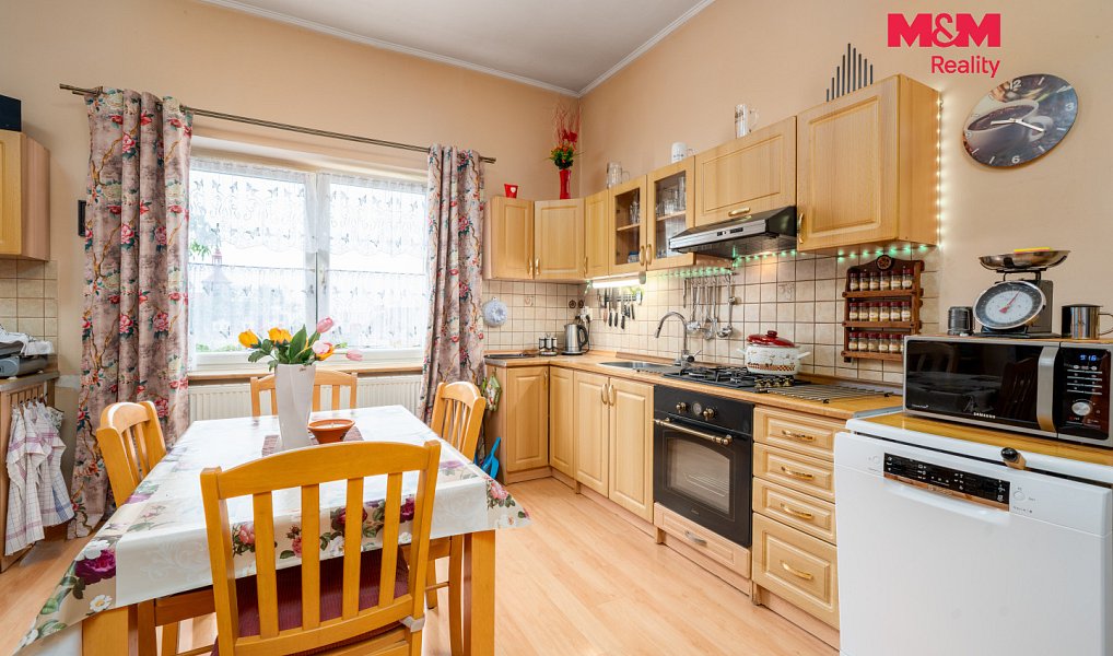 Prodej domu 596 m² s pozemkem 514 m², Osek – náhled fotky 8
