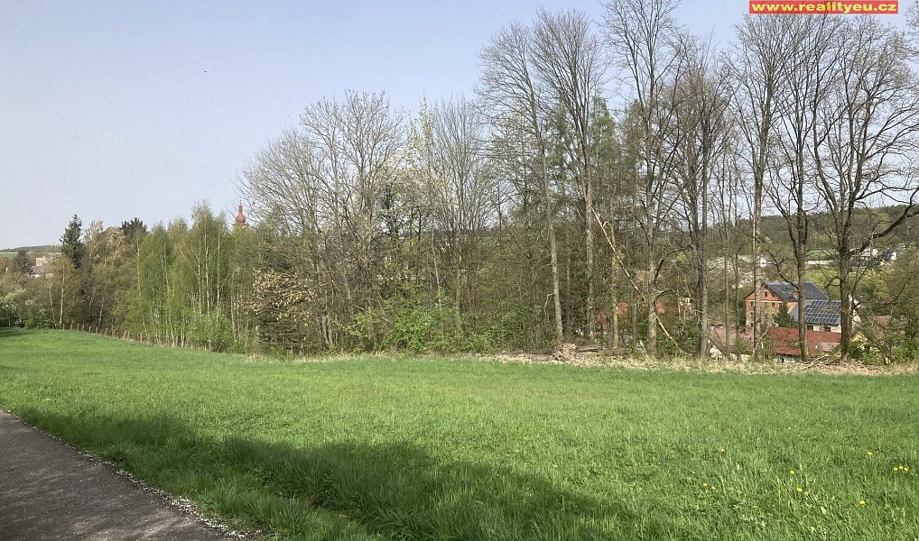 Prodej stavebního pozemku 1 221 m², Chvalkovice – náhled fotky 3