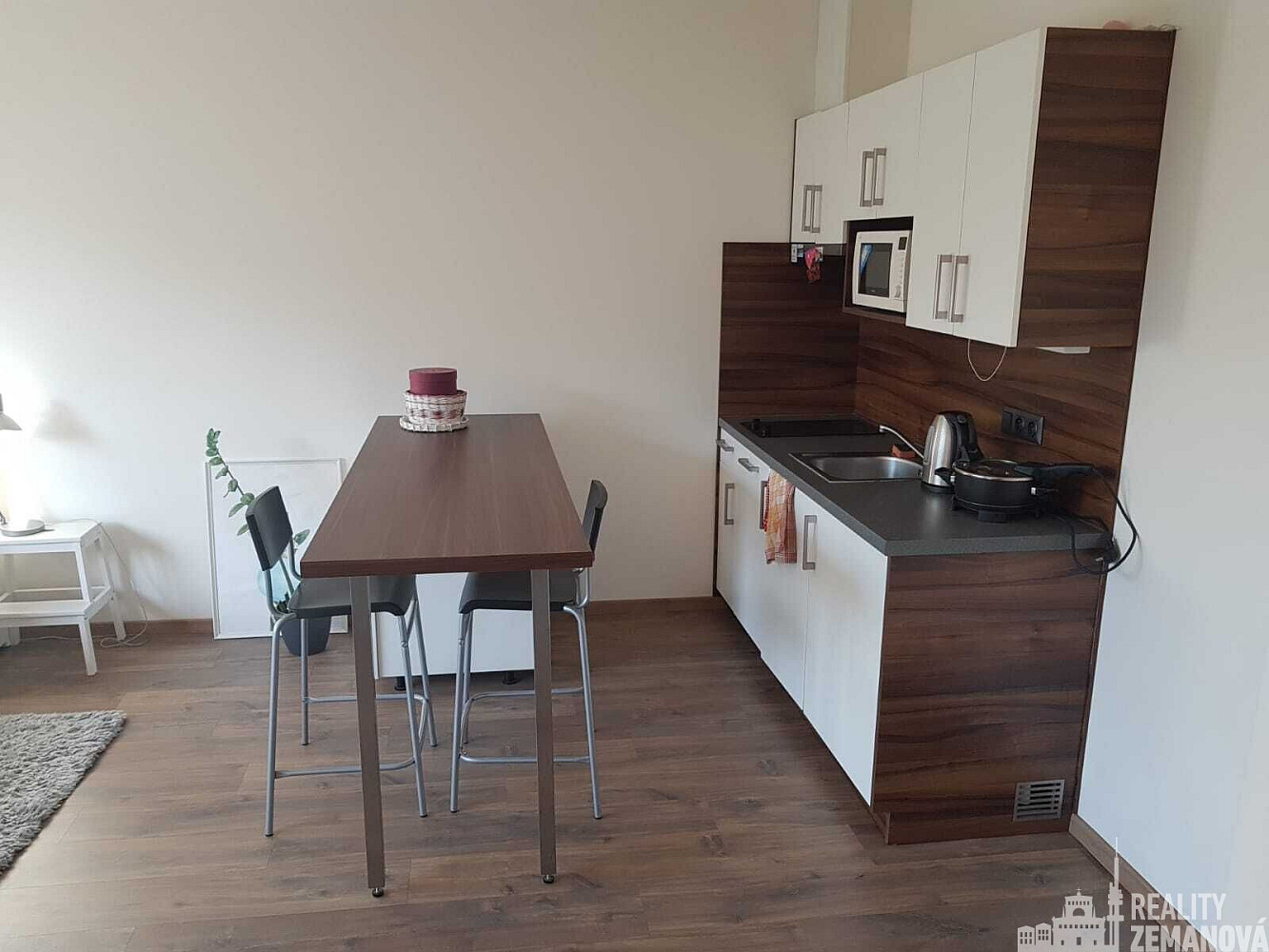Pronájem bytu 1+kk 30 m² — photo 4