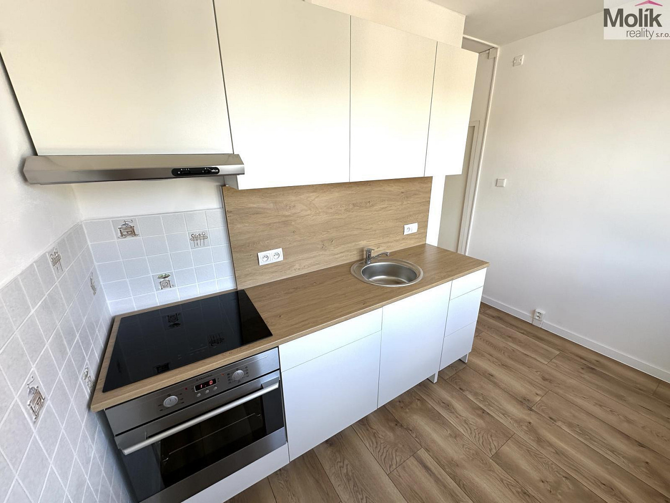 Pronájem bytu 2+1 52 m² – fotografie 2
