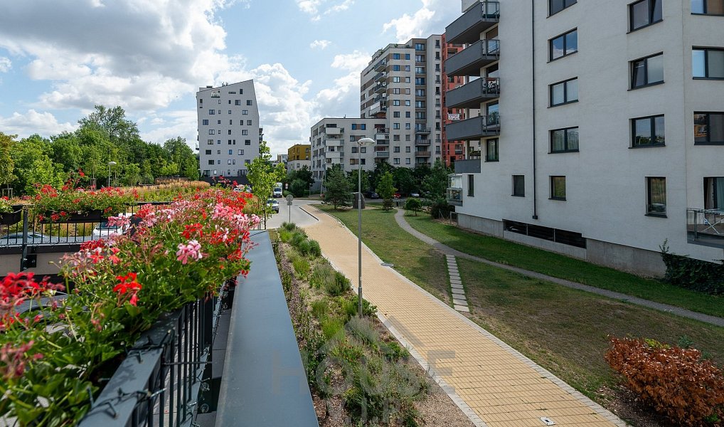 Prodej bytu 2+kk 60 m², Praha – náhled fotky 30