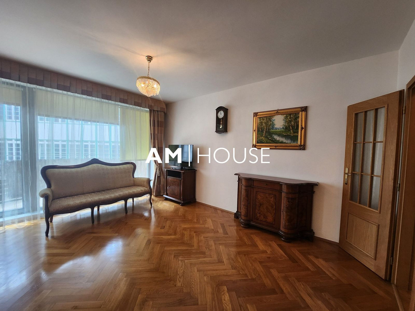 Pronájem bytu 3+kk 77 m² — photo 4
