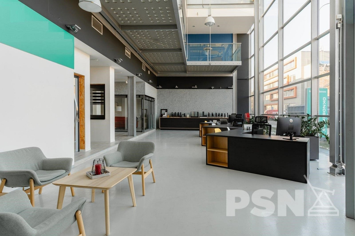 Pronájem obchodních prostor 1 000 m² — photo 2
