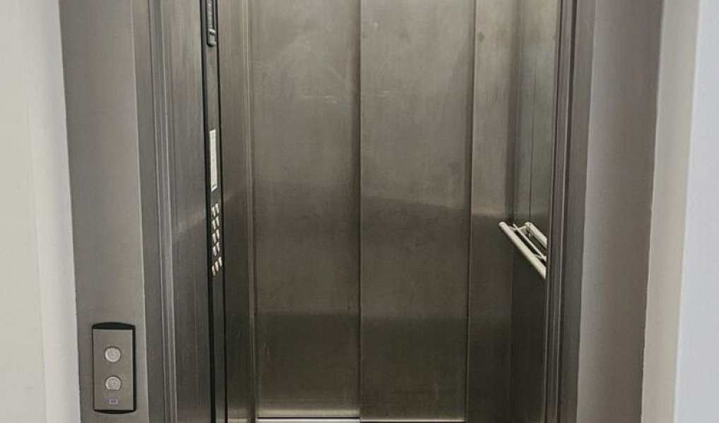 Pronájem bytu 3+kk 76 m², Praha – náhled fotky 9