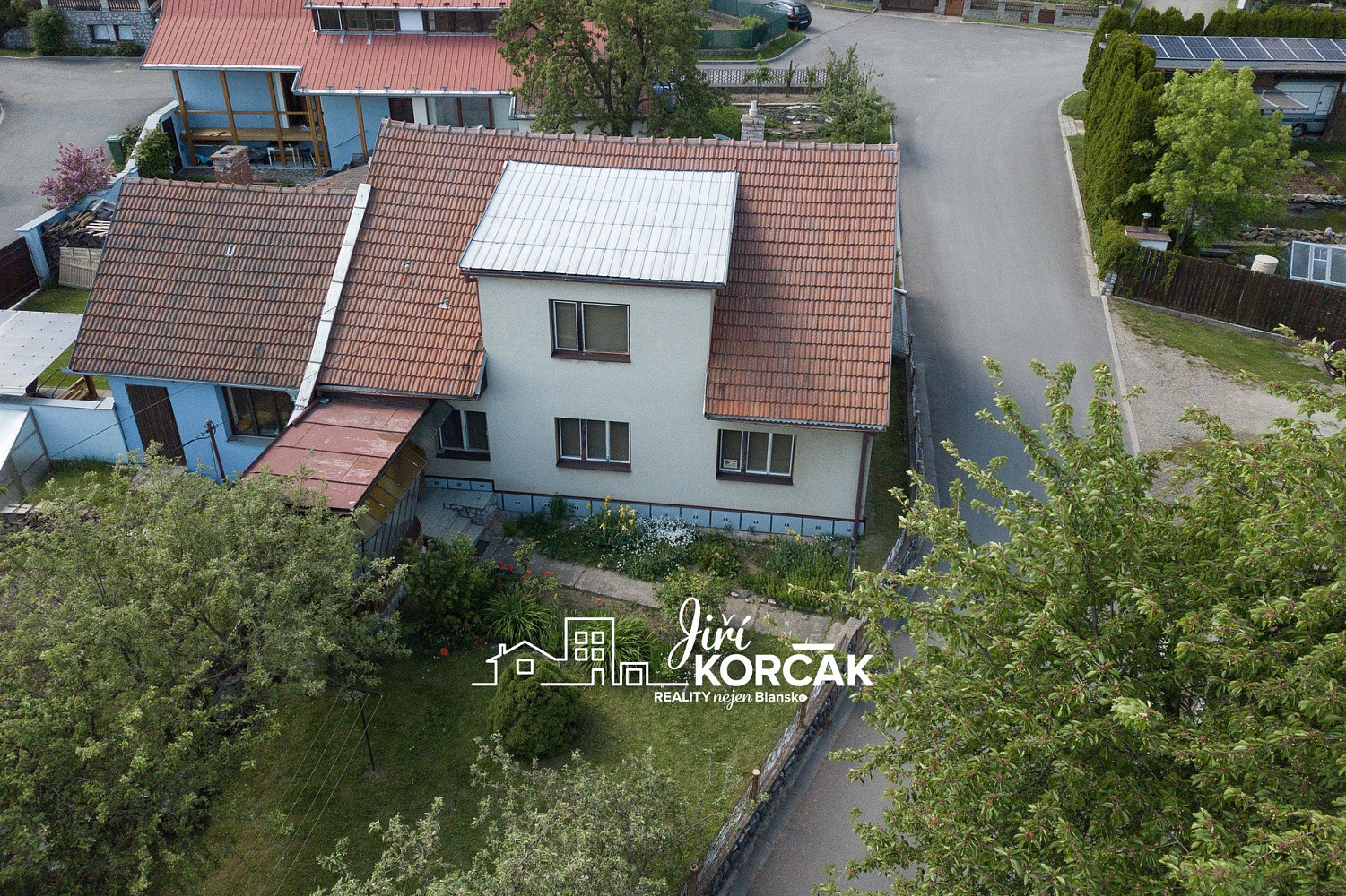 Prodej domu 201 m² s pozemkem 179 m² – fotografie 3