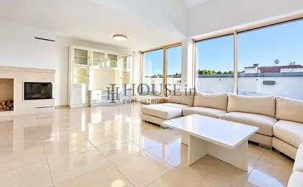 Pronájem bytu 3+kk 137 m², Donská, Praha 10 - Vršovice