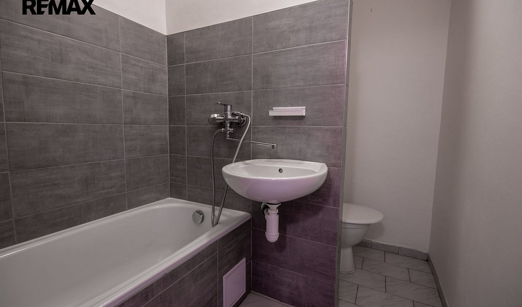 Pronájem bytu 1+1 33 m², Hodonín – náhled fotky 7