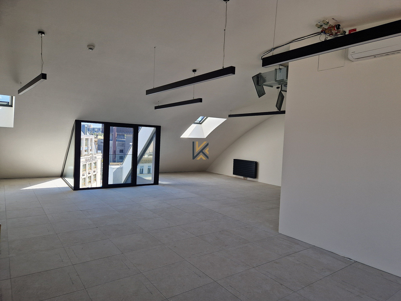 Pronájem kanceláře 115 m²