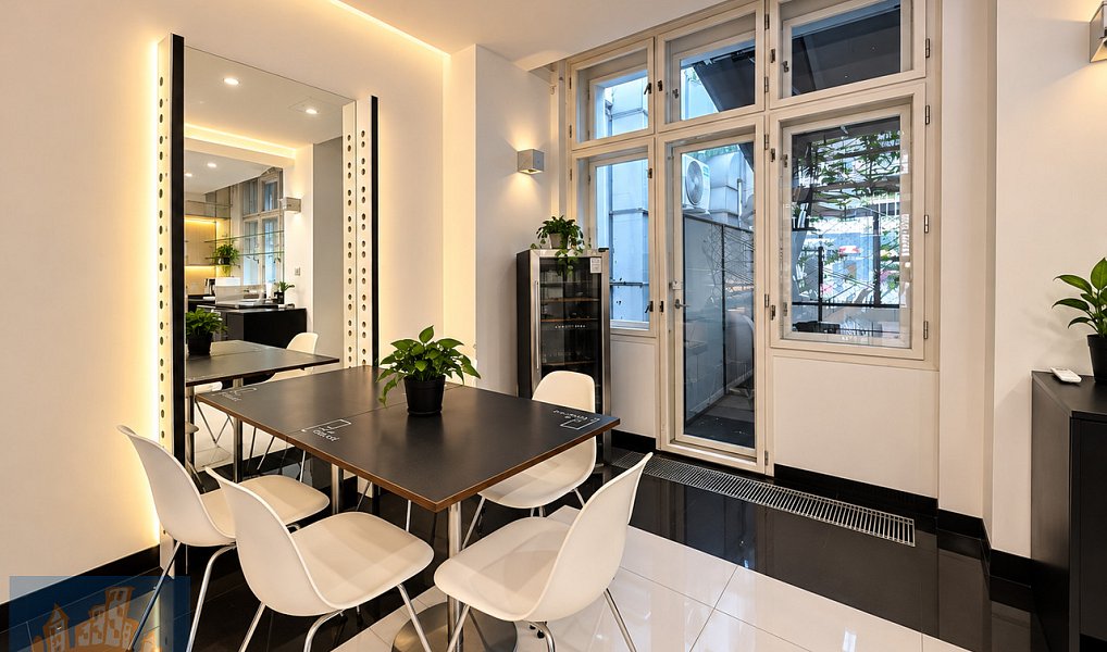 Pronájem obchodních prostor 145 m², Praha – náhled fotky 14