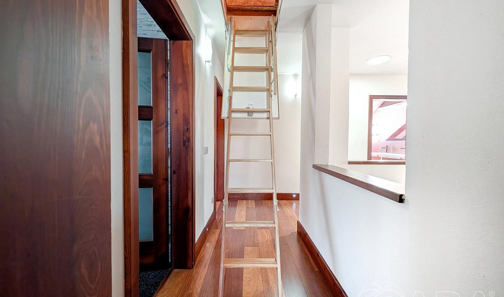 Prodej domu 373 m² s pozemkem 2 175 m², Libeř – náhled fotky 33