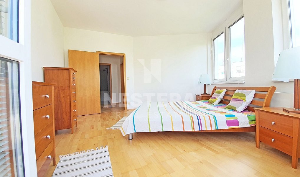 Pronájem bytu 3+1 100 m², Praha – náhled fotky 4