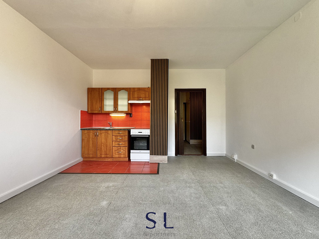 Pronájem bytu 2+kk 42 m² – fotografie 3
