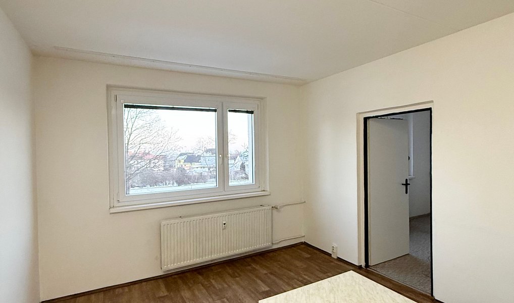 Pronájem bytu 1+1 35 m², Jirkov – náhled fotky 10