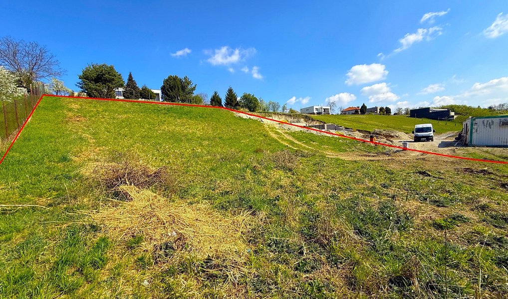Prodej stavebního pozemku 1 074 m², Konárovice – náhled fotky 2