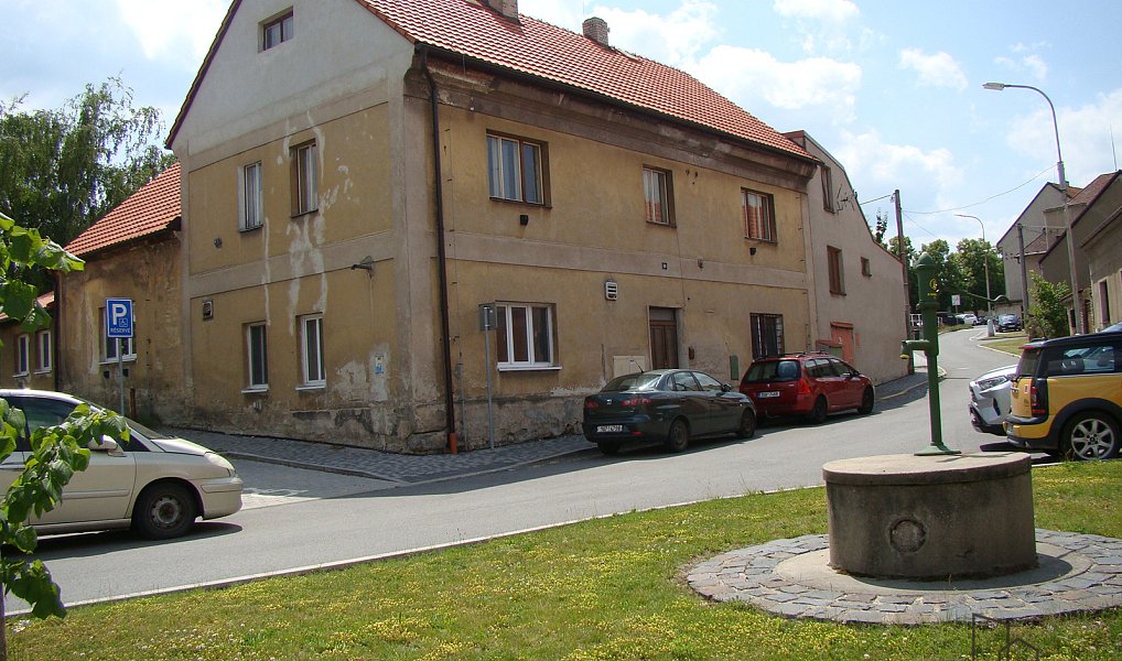 Pronájem bytu 2+kk 50 m², Smečno – náhled fotky 4