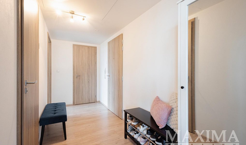 Prodej bytu 2+kk 59 m², Praha – náhled fotky 4
