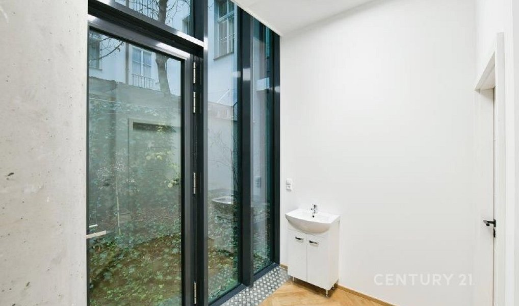 Pronájem kanceláře 719 m², Praha – náhled fotky 12