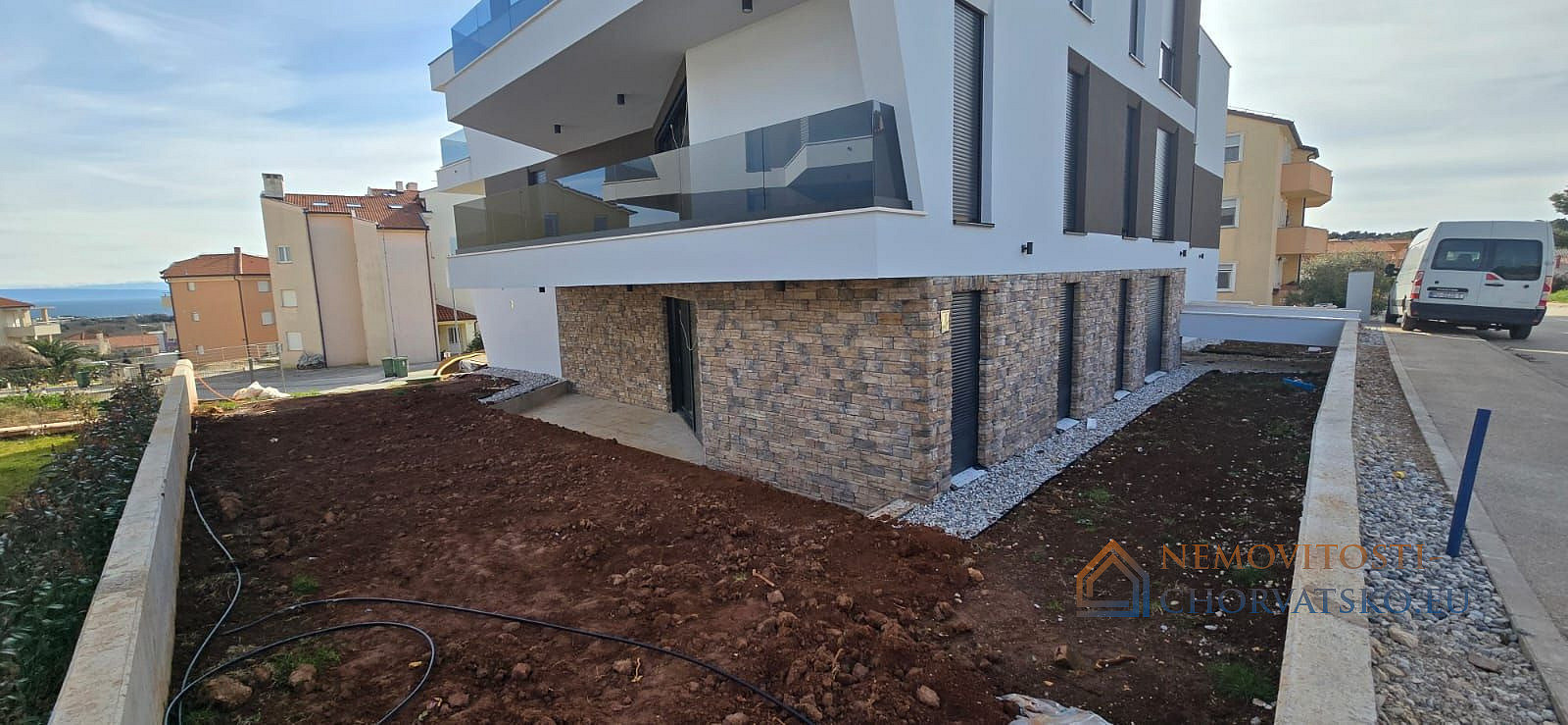 Prodej bytu 2+kk 75 m² - Widok 2