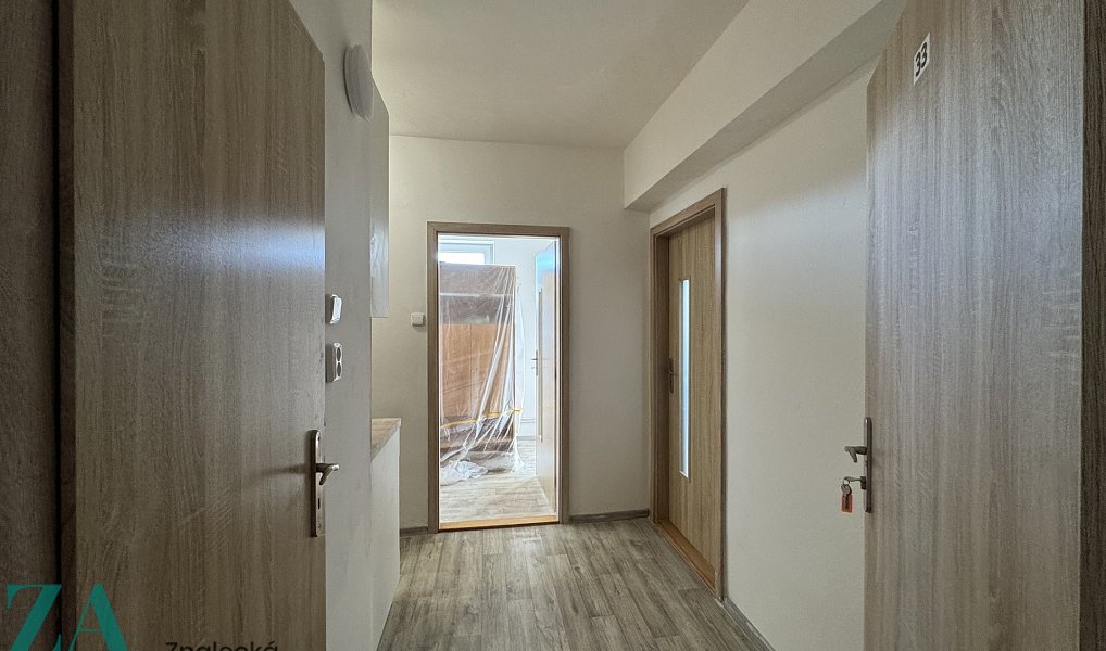 Pronájem bytu 2+kk 32 m², Hodonín – náhled fotky 9