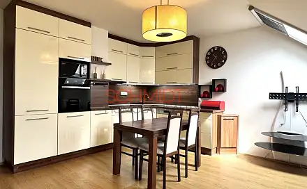 Pronájem bytu 2+kk 52 m², Nádražní, Hustopeče, okres Břeclav