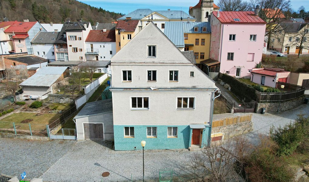 Prodej domu 285 m² s pozemkem 333 m², Bečov nad Teplou – náhled fotky 28