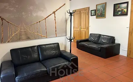 Prodej obchodních prostor 109 m², Praha 7 - Troja