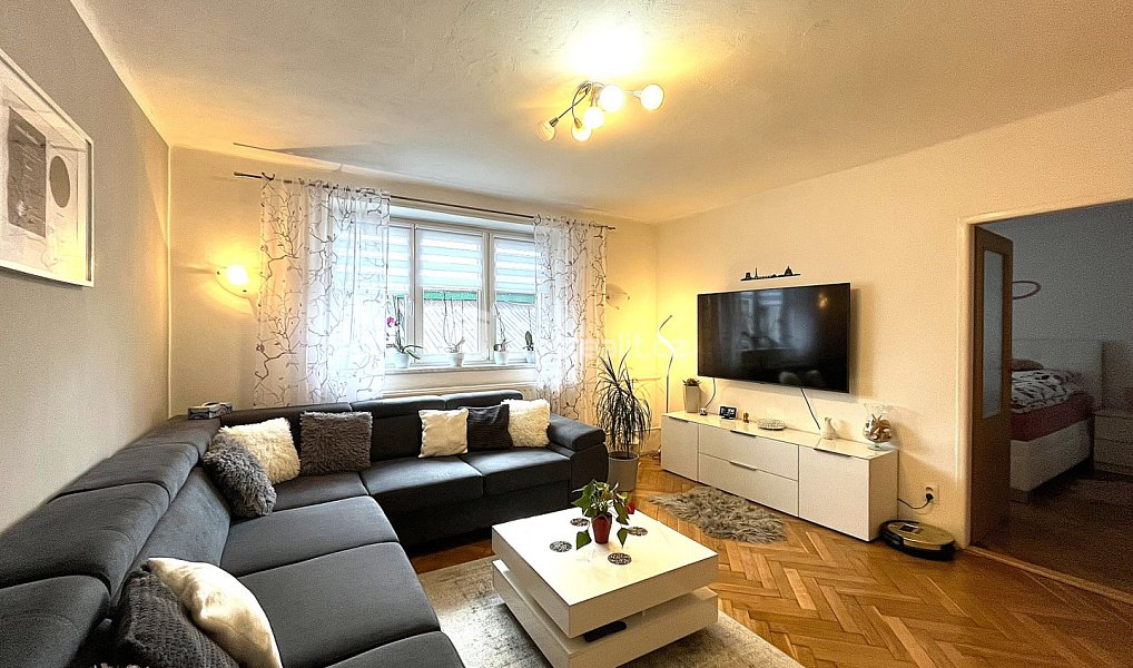 Prodej bytu 2+1 64 m², Cheb – náhled fotky 4