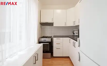 Prodej bytu 3+1 71 m², Hlavní, Praha 4 - Záběhlice