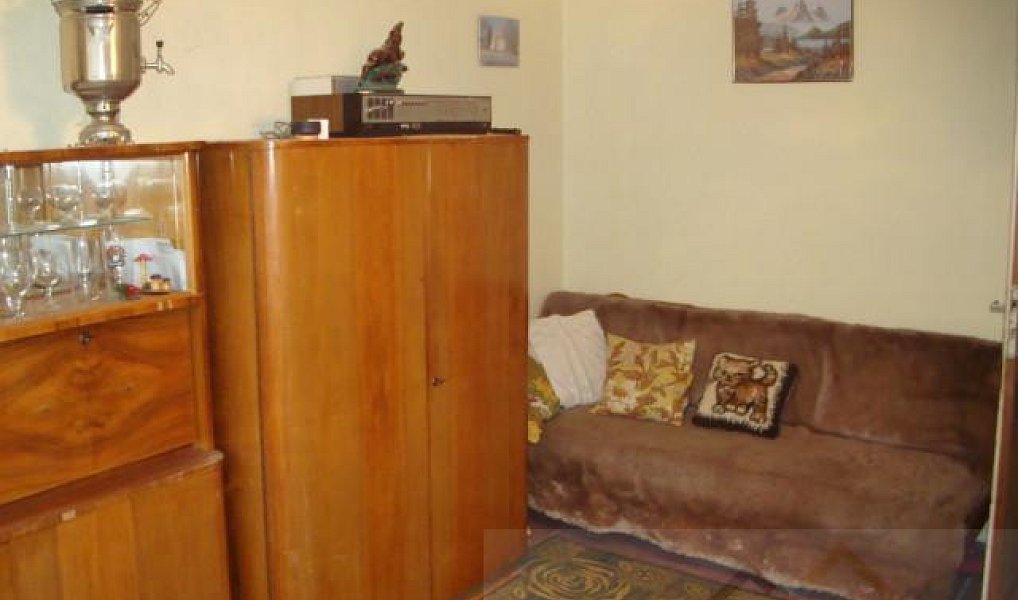 Prodej domu 400 m² s pozemkem 860 m², Kněževes – náhled fotky 13